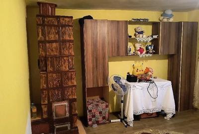 Casă cu Teren 1500 Mp în Izvoarele - 4
