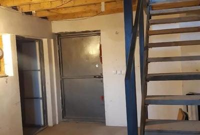 Casă cu 2 camere în Petros