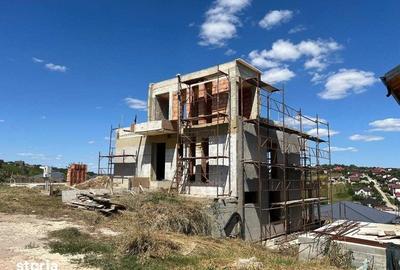 Casă cu 4 camere cu Teren 130 Mp în Miroslava