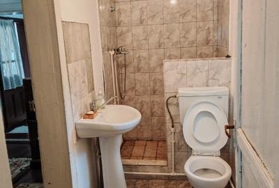 Casă cu 3 camere cu Teren 700 Mp în Lanurile