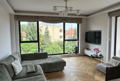 Apartament cu 2 camere semidecomandat, mobilat în Zorilor