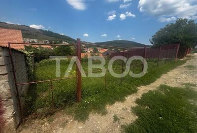 Teren Construcții intravilan de 1116 mp, în Slimnic
