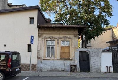 Casă cu 2 camere în Banu Manta