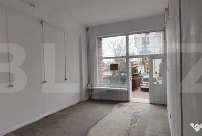 Spațiu comercial, de 70 mp, în Micro 3 - 1