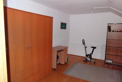 Casă cu 5 camere cu Teren 250 Mp în Central - 5