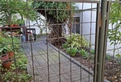 Apartament cu 3 camere decomandat în Mitropolie - 1