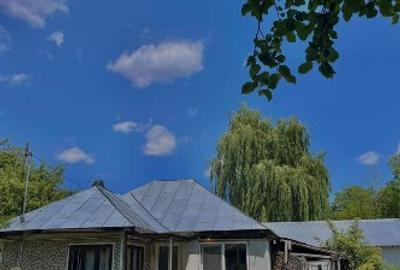 Casă cu 3 camere cu Teren 730 Mp în Măgureni