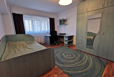 Apartament cu 2 camere decomandat în Exterior Vest