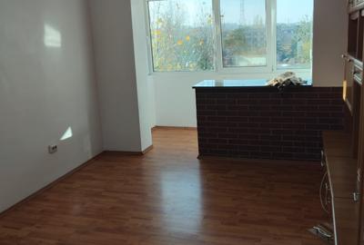 Apartament cu 2 camere circular în Far