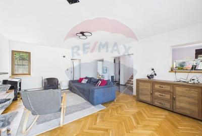 Casă individuală cu 11 camere cu Teren 5134 Mp în Gruiu - 4