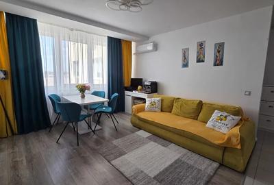 Apartament cu 3 camere decomandat, mobilat în Păcii