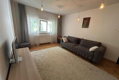 Apartament cu 3 camere decomandat, mobilat în Obcini