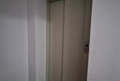 Apartament cu 3 camere decomandat în Central - 50
