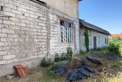 Casă individuală cu 3 camere cu Canalizare în Elisabetin - 1