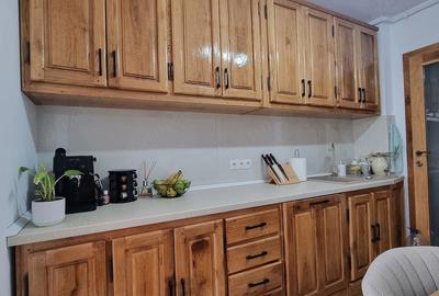 Apartament cu 3 camere decomandat în Craiovei - 8