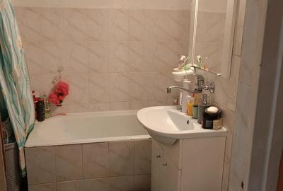 Apartament cu 3 camere decomandat în Central - 4