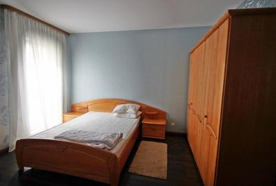 Apartament cu 3 camere decomandat, mobilat în P-ța Ovidiu - 15