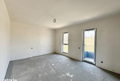 Casă cu 4 camere cu Teren 300 Mp în Central - 2