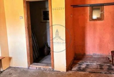 Casă cu Teren 700 Mp în Central