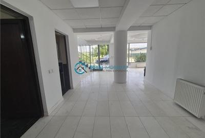 Birou, de 366 mp, în Vest - 27