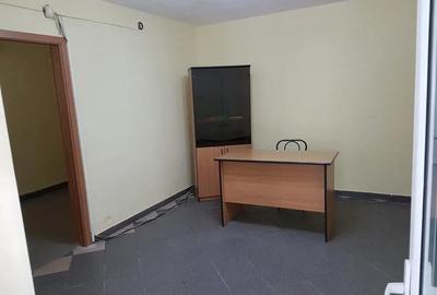 Spațiu comercial, de 80 mp, în George Enescu - 4