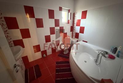 Casă individuală cu 5 camere cu Teren 1700 Mp în Fratelia - 22