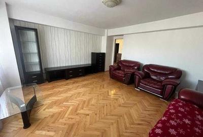 Apartament cu 4 camere decomandat în Exterior Vest