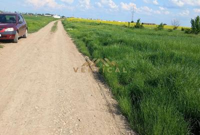 Teren de 539 mp, în Vidra