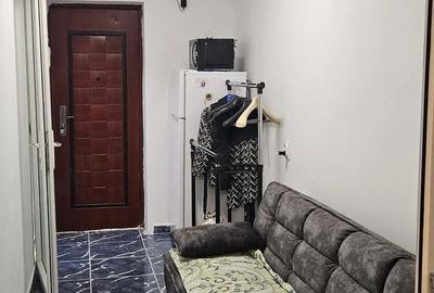 Garsonieră, mobilată în Far
