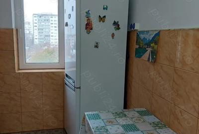 Apartament cu 2 camere decomandat în Micro 5 - 6