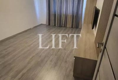 Apartament cu 2 camere decomandat în Tractorul