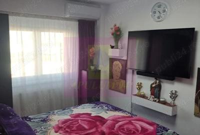 Apartament cu 2 camere decomandat în Văcăresti