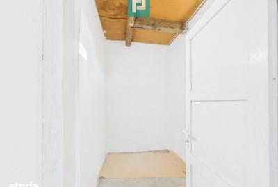 Casă cu 5 camere cu Teren 957 Mp în Central