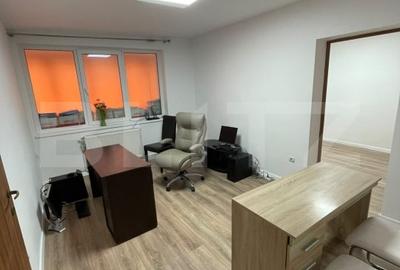 Apartament cu 2 camere decomandat, mobilat în Central