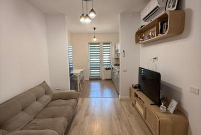 Apartament cu 2 camere semidecomandat, mobilat în Apărătorii Patriei