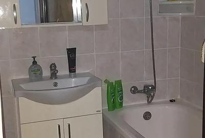 Garsonieră decomandată în Drăgășani - 2