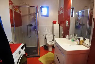 Duplex cu 11 camere cu Canalizare în Tache - 11