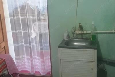 Casă cu 3 camere cu Teren 90 Mp în Tei - 5