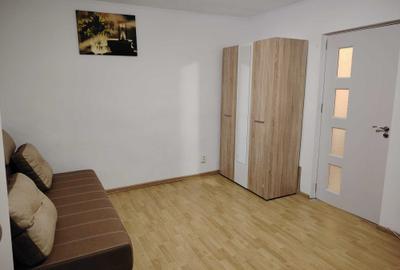 Apartament cu 2 camere decomandat în Ostroveni