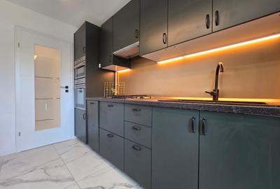 Apartament cu 2 camere decomandat în P-ța Unirii