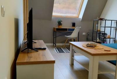 Apartament cu 2 camere decomandat, mobilat în Florești
