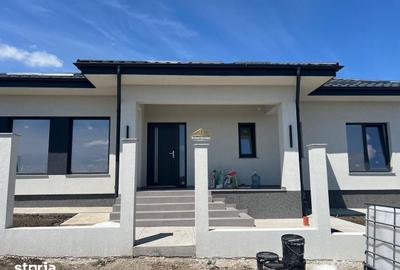 Casă cu 4 camere cu Teren 450 Mp în Rediu - 20