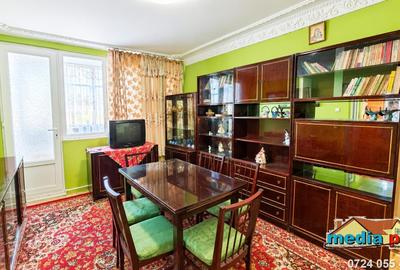 Apartament cu 3 camere semidecomandat în Țiglina 1