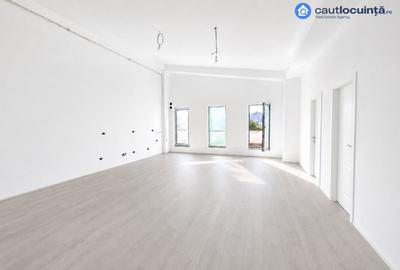Apartament cu 3 camere semidecomandat în Doamna Ghica