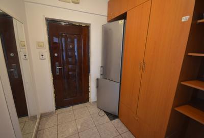 Apartament cu 3 camere semidecomandat în P-ța Muncii - 20