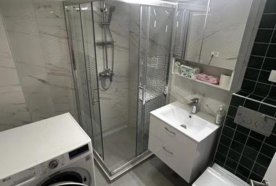 Apartament cu 3 camere decomandat în Energia - 3