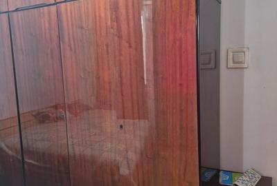 Apartament cu 3 camere decomandat în Girocului - 8