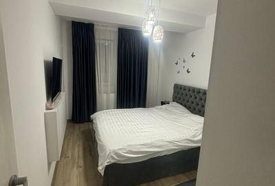 Apartament cu 2 camere decomandat în Titan