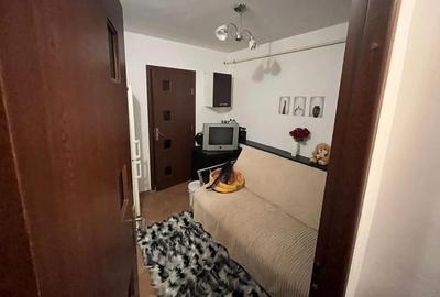Garsonieră decomandată, mobilată în Nicolina - 2