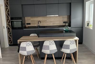 Apartament cu 3 camere decomandat în Unirii